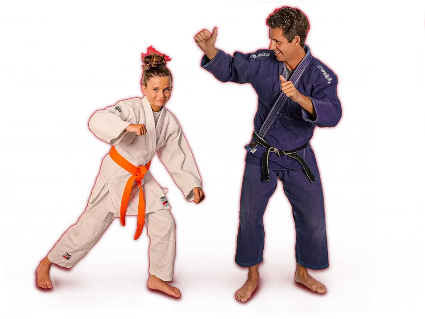 Ein Mädchen und ein Mann üben Judo-Techniken im Sportverein Turngemeinde Landshut.