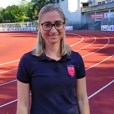 Eine Übungsleiterinnen für Leistung- Allgemeingruppe weiblich