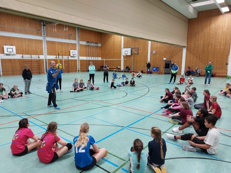 Volleyball: „Volley Kids Day“ des Bayerischen Volleyball-Verbands in Landshut