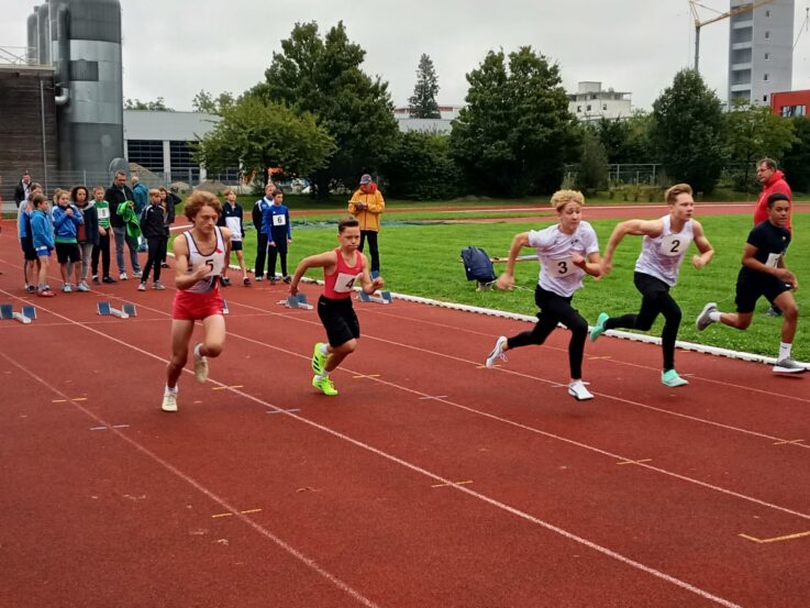 Lukas Westermeier (Startnummer 4) sprintete auf den dritten Platz